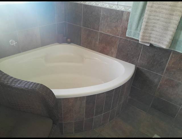 3 BEDROOM HOUSE FOR SALE IN KLIPPOORTJIE